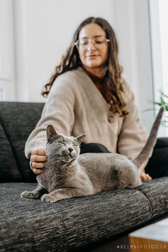 Fotoshooting Fotograf Bern Pferdefotograf Werbung Emotionen HelMa Fotografie Tierkinesiologie Landwirtschaft Hof Portfolio Blog Tierarzt Tiercoaching Therapie Therapeut 29